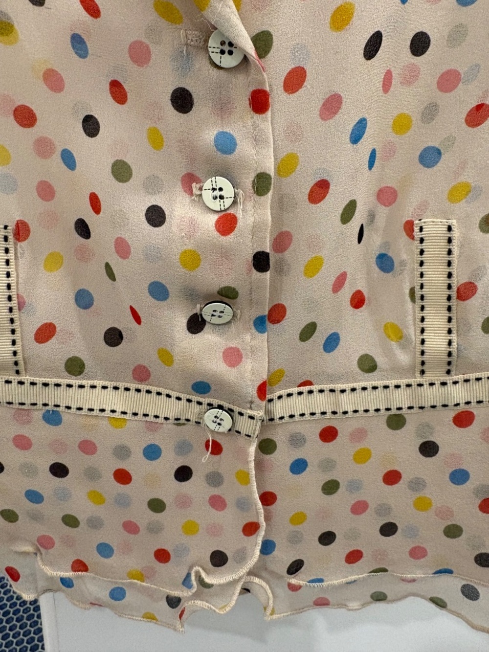 CYNTHIA STEFFE Silk Button Polka Dot Short Sleeve Blouse; Size: XS - Picture 4 of 8